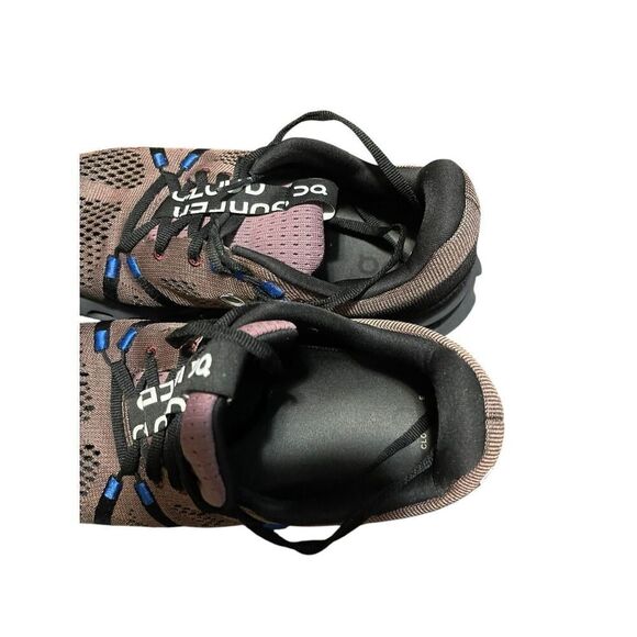 On Womens Black and burgundy Lace Up Cloudsurfer Trail Running Sneakers Shoes S - Picture 8 of 9